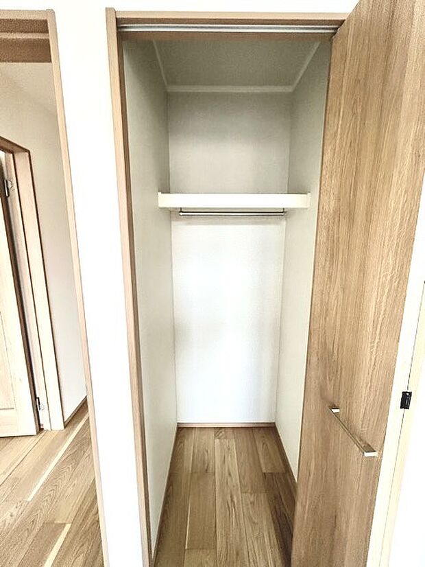 収納豊富な間取りで家の中がスッキリ片付きそうです。