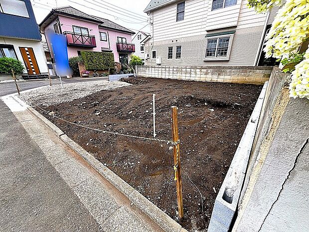 五感で感じる、現地でしかわからない事も沢山ございます。周辺環境なども一緒にご案内いたしますのでお気軽にお問合せください。