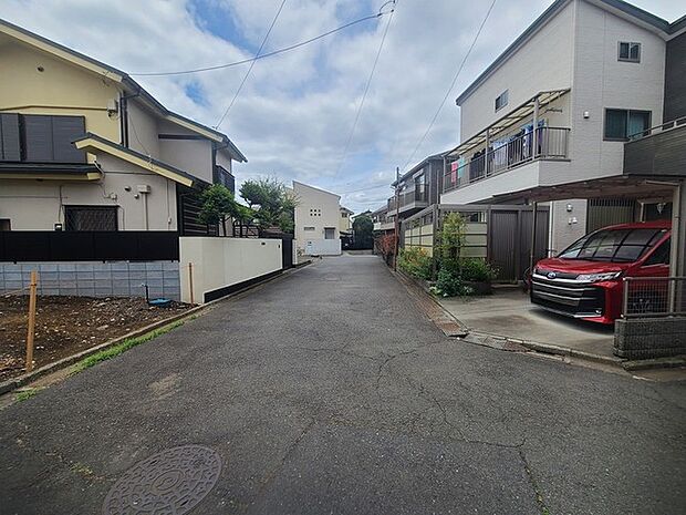 周辺の家並み(5m)