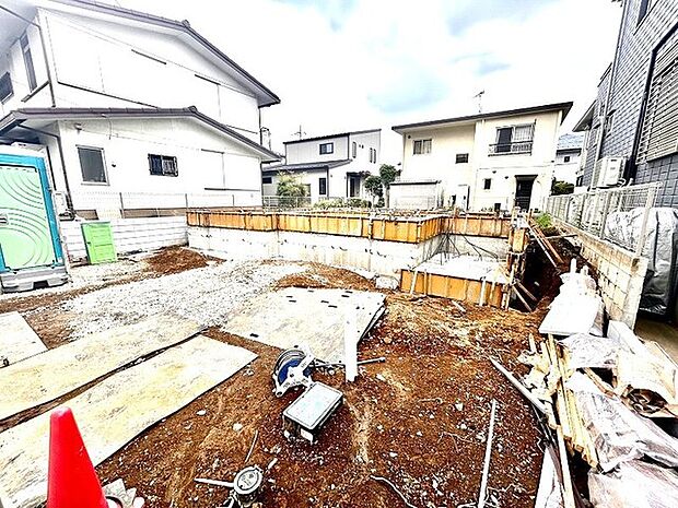 商業施設が徒歩圏内に充実、日々のお買い物も安心な環境です。 
