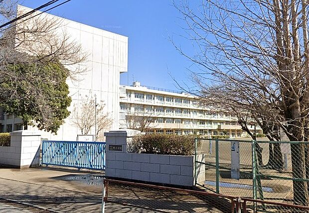 所沢市立林小学校（640m）