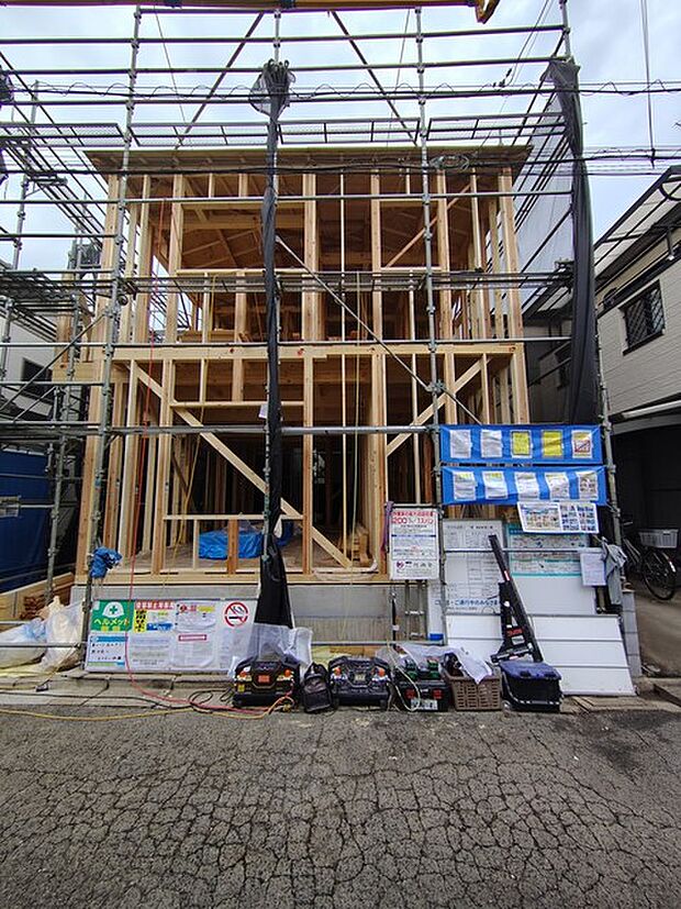 五感で感じる、現地でしかわからない事も沢山ございます。周辺環境なども一緒にご案内いたしますのでお気軽にお問合せください。