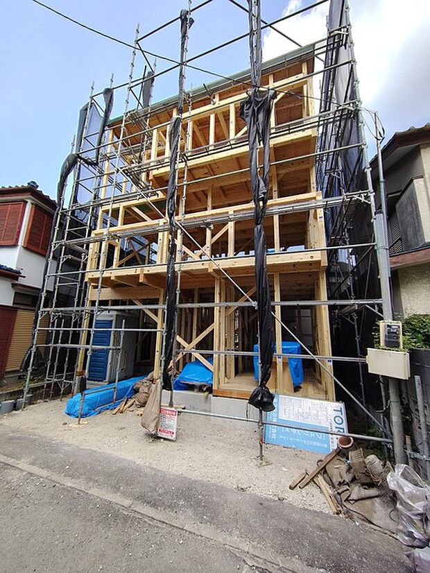 五感で感じる、現地でしかわからない事も沢山ございます。周辺環境なども一緒にご案内いたしますのでお気軽にお問合せください。