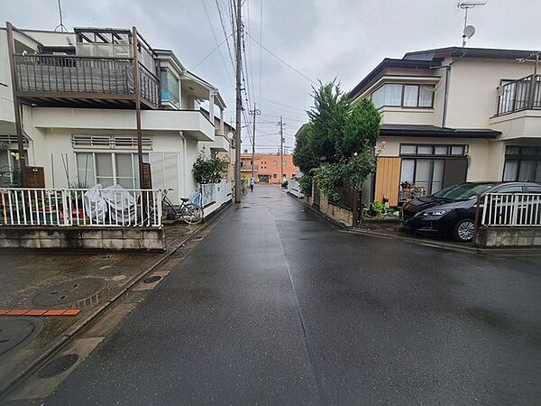 周辺の家並み（5m）