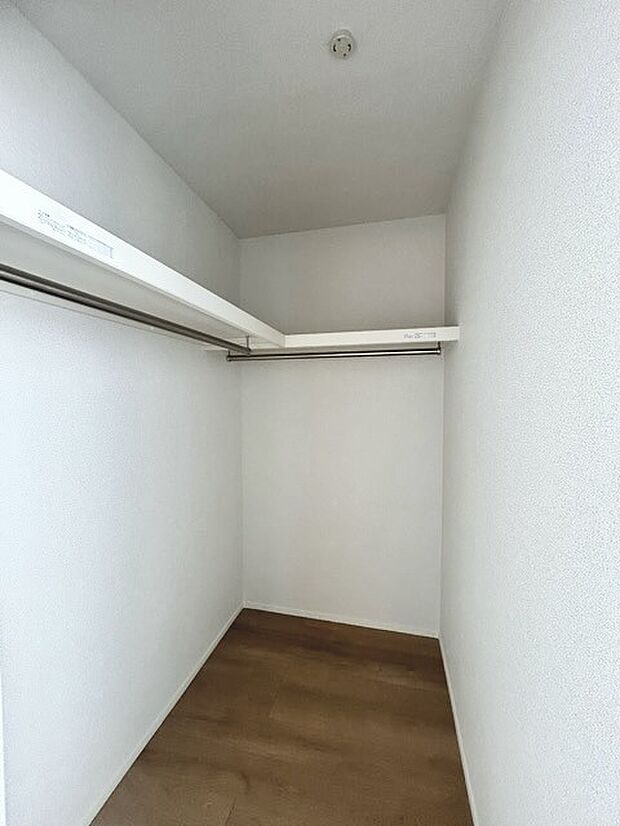 大容量クローゼット付き!家族の成長と共に増える荷物もスッキリ収納。