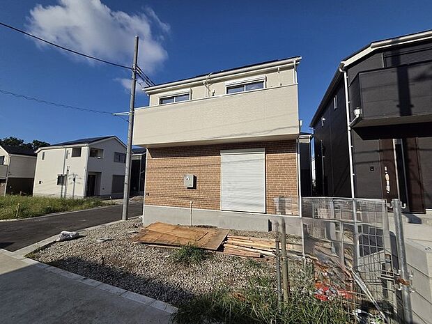 五感で感じる、現地でしかわからない事も沢山ございます。周辺環境なども一緒にご案内いたしますのでお気軽にお問合せください。