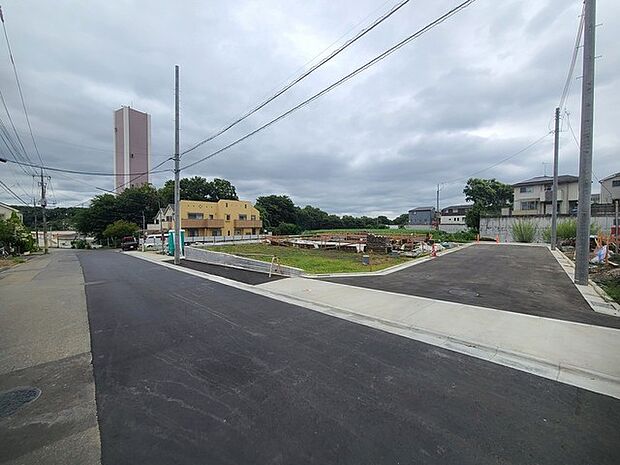 五感で感じる、現地でしかわからない事も沢山ございます。周辺環境なども一緒にご案内いたしますのでお気軽にお問合せください。