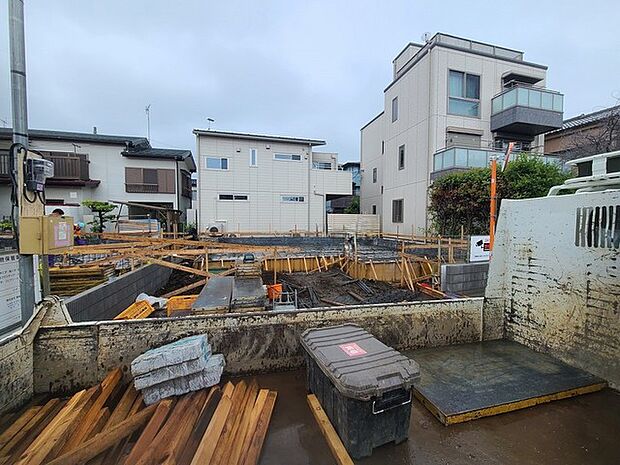 五感で感じる、現地でしかわからない事も沢山ございます。周辺環境なども一緒にご案内いたしますのでお気軽にお問合せください。