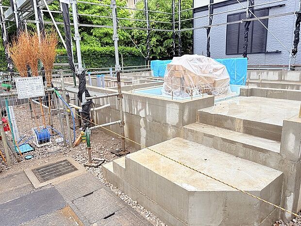 商業施設が徒歩圏内に充実、日々のお買い物も安心な環境です。 