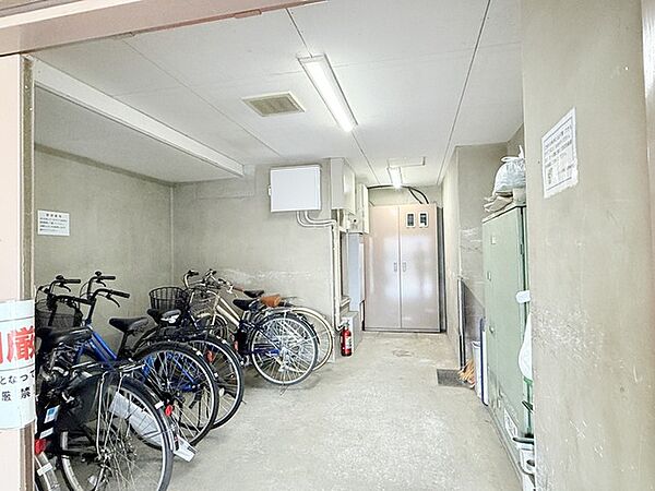 駐輪場