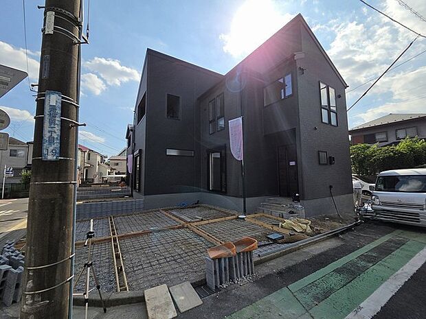 五感で感じる、現地でしかわからない事も沢山ございます。周辺環境なども一緒にご案内いたしますのでお気軽にお問合せください。