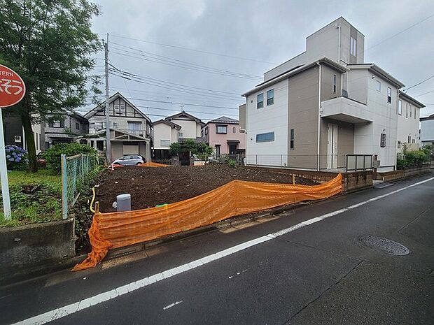 五感で感じる、現地でしかわからない事も沢山ございます。周辺環境なども一緒にご案内いたしますのでお気軽にお問合せください。