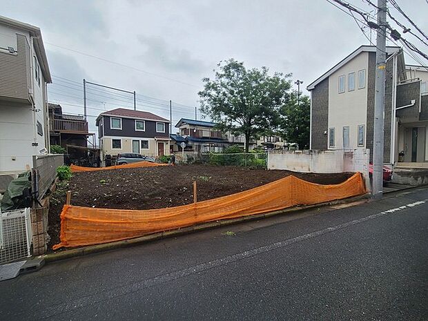 五感で感じる、現地でしかわからない事も沢山ございます。周辺環境なども一緒にご案内いたしますのでお気軽にお問合せください。