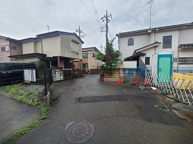 五感で感じる、現地でしかわからない事も沢山ございます。周辺環境なども一緒にご案内いたしますのでお気軽にお問合せください。