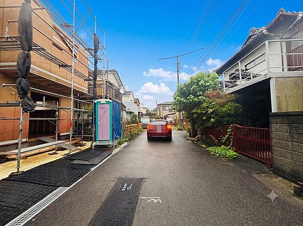 商業施設が徒歩圏内に充実、日々のお買い物も安心な環境です。 