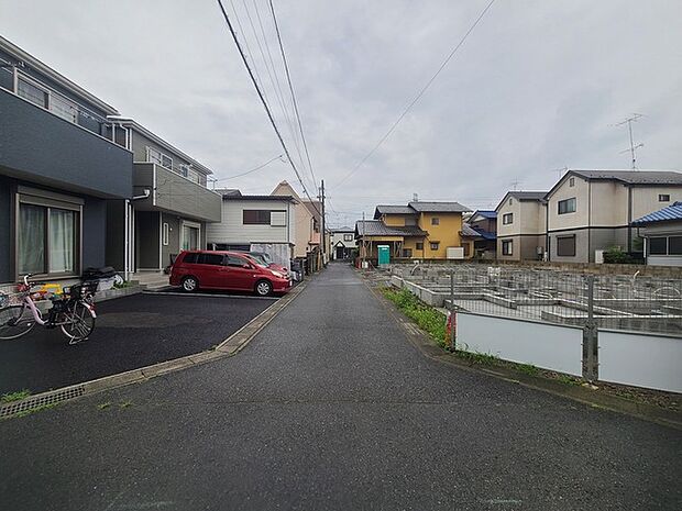 周辺の家並み（5m）