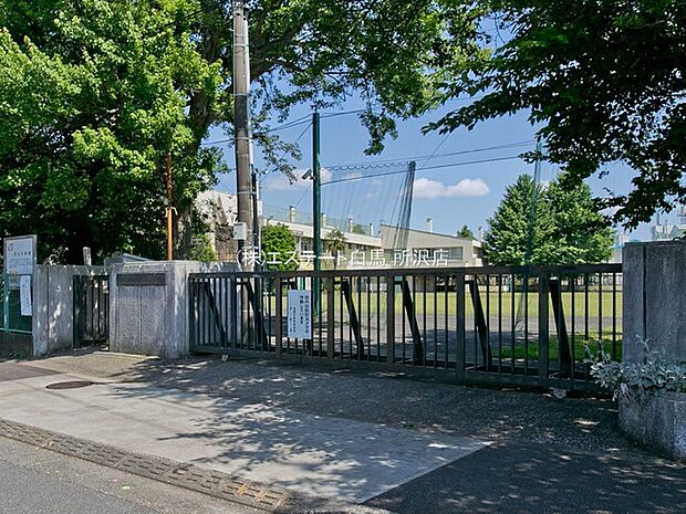 芝山小学校(920m)