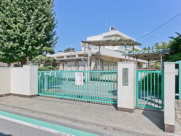 小山小学校(720m)