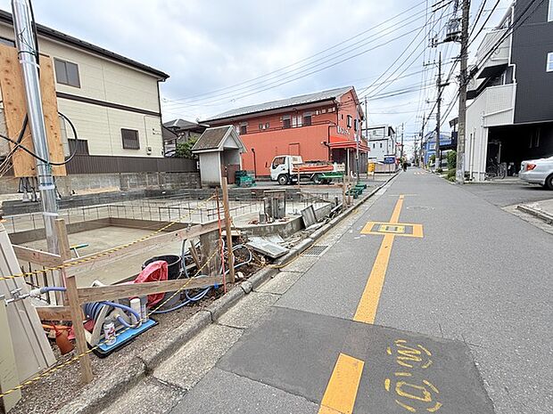 商業施設が徒歩圏内に充実、日々のお買い物も安心な環境です。 