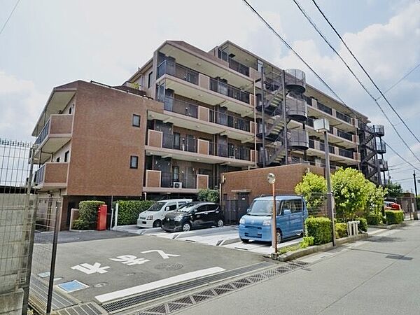 五感で感じる、現地でしかわからない事も沢山ございます。周辺環境なども一緒にご案内いたしますのでお気軽にお問合せください。