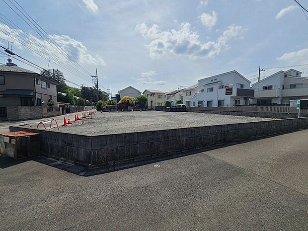 五感で感じる、現地でしかわからない事も沢山ございます。周辺環境なども一緒にご案内いたしますのでお気軽にお問合せください。