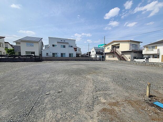五感で感じる、現地でしかわからない事も沢山ございます。周辺環境なども一緒にご案内いたしますのでお気軽にお問合せください。 