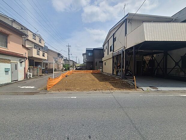 五感で感じる、現地でしかわからない事も沢山ございます。周辺環境なども一緒にご案内いたしますのでお気軽にお問合せください。