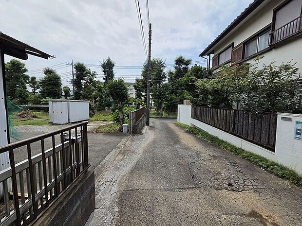 周辺の家並み（5m）