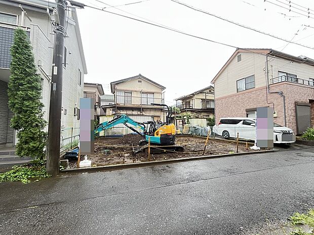 住環境になじむ落ち着いた立地です。新たな生活の拠点を築くための素地が整っています