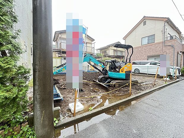 新しい暮らしの始まりを感じさせる、落ち着いた住宅街の一角です
