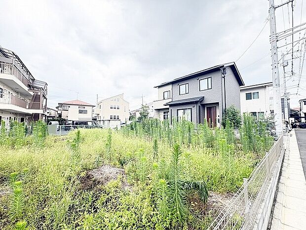 西武池袋線の秋津駅、武蔵野線の新秋津駅が徒歩圏内で東西南北のアクセスがしやすいロケーションです。