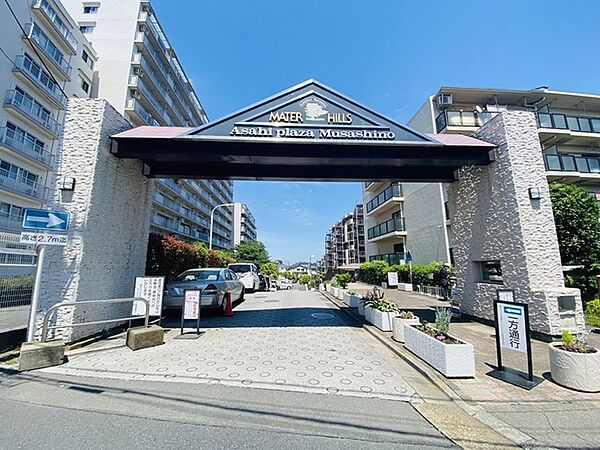 五感で感じる、現地でしかわからない事も沢山ございます。周辺環境なども一緒にご案内いたしますのでお気軽にお問合せください。