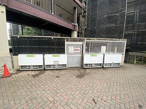 ゴミ捨て場