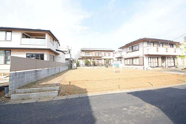五感で感じる、現地でしかわからない事も沢山ございます。周辺環境なども一緒にご案内いたしますのでお気軽にお問合せください。