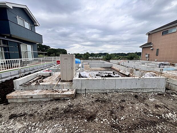五感で感じる、現地でしかわからない事も沢山ございます。周辺環境なども一緒にご案内いたしますのでお気軽にお問合せください。