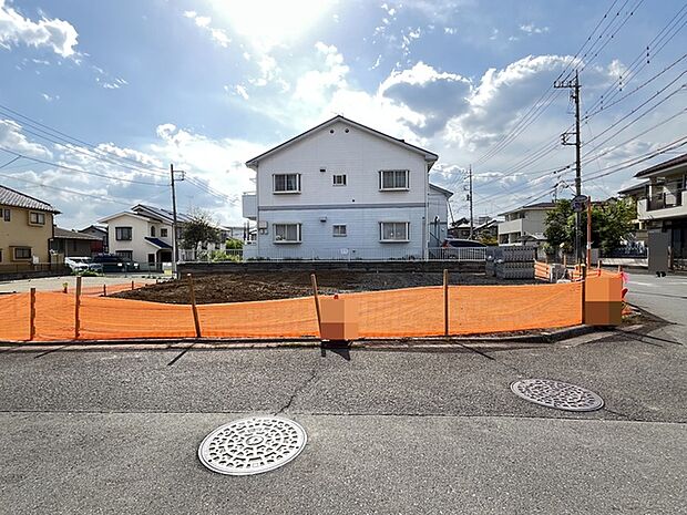 窓から眺める風景は一日の疲れを癒すヒーリングを奏でる、心地の良い時間を演出してくれます。室内も重要ですが、周りの環境もマイホーム選びの大事なポイント 