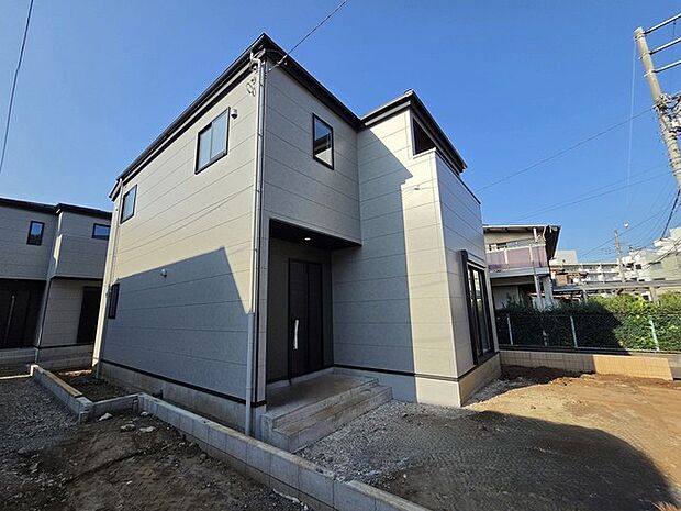 五感で感じる、現地でしかわからない事も沢山ございます。周辺環境なども一緒にご案内いたしますのでお気軽にお問合せください。