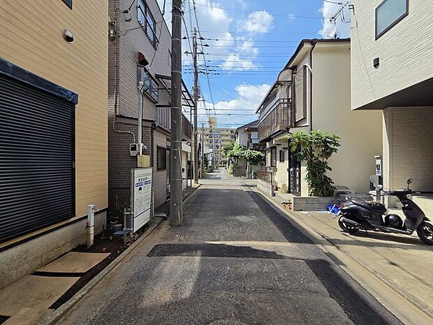 周辺の家並み(5m)