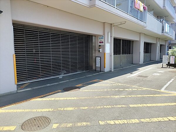 駐車場出入口