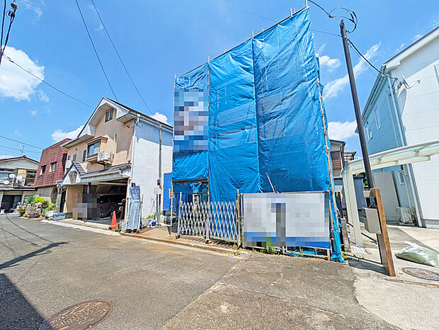 同じグレードで建てられた最寄りの完成物件を、参考にご覧になれます。