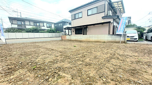 商業施設が徒歩圏内に充実、日々のお買い物も安心な環境です。