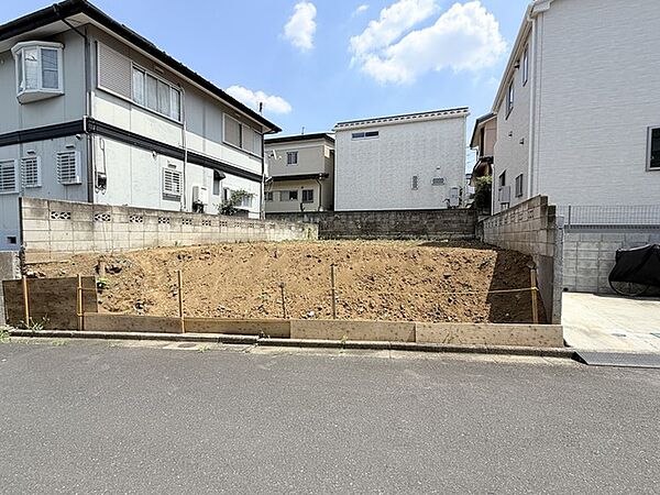 五感で感じる、現地でしかわからない事も沢山ございます。周辺環境なども一緒にご案内いたしますのでお気軽にお問合せください。