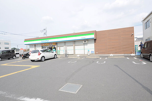 ファミリーマート東所沢和田店(380m)