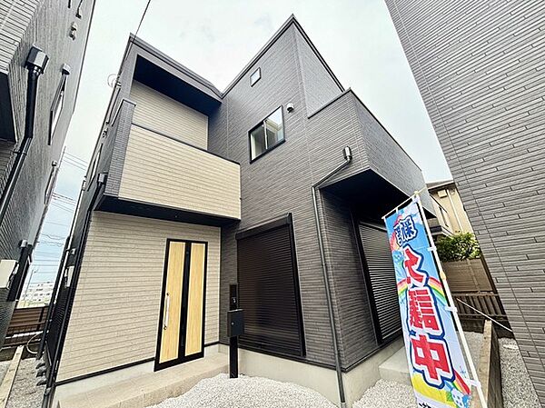 五感で感じる、現地でしかわからない事も沢山ございます。周辺環境なども一緒にご案内いたしますのでお気軽にお問合せください。