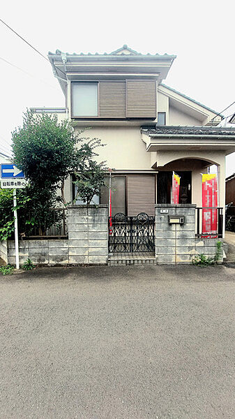 商業施設が徒歩圏内に充実、日々のお買い物も安心な環境です。