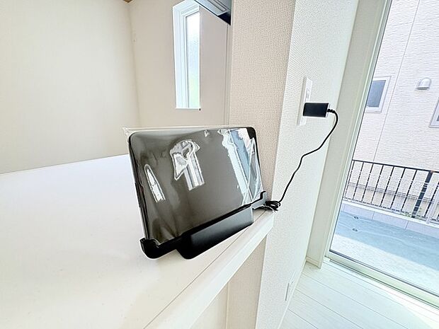 インターホンやエアコンをケータイ・タブレットで操作できるIOT住宅です