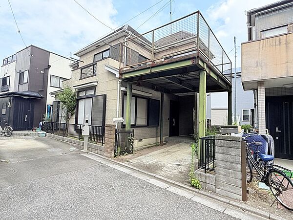 商業施設が徒歩圏内に充実、日々のお買い物も安心な環境です。 リフォーム工事は2026年9月完成予定