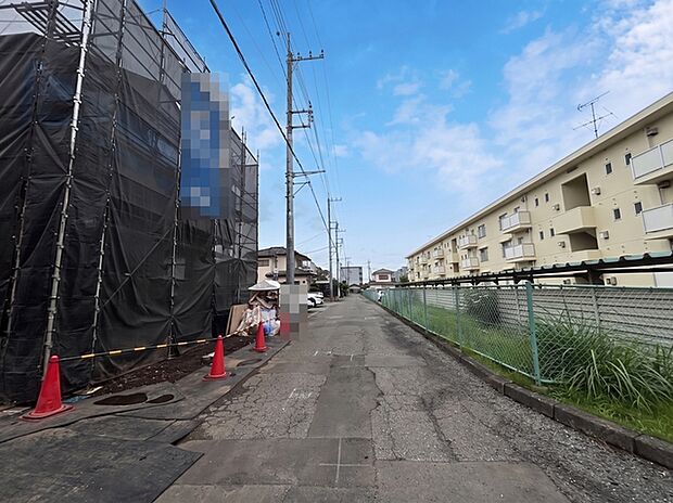 商業施設が徒歩圏内に充実、日々のお買い物も安心な環境です。