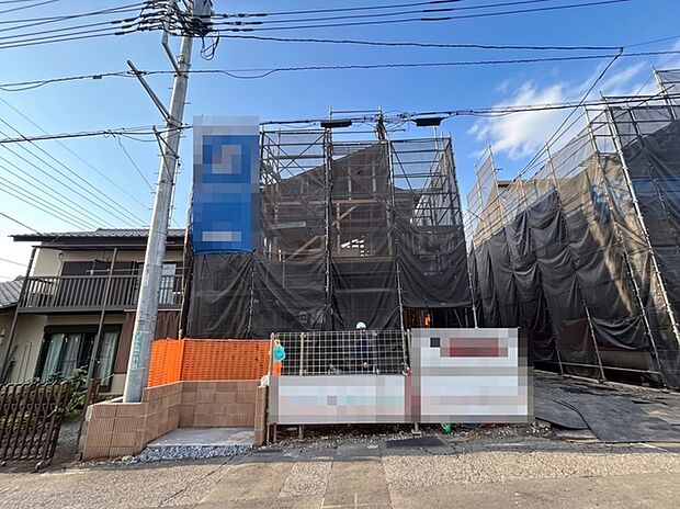 現在建築中