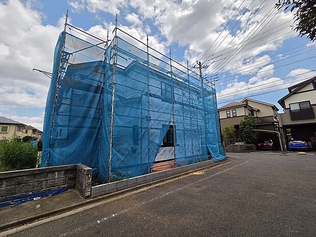 五感で感じる、現地でしかわからない事も沢山ございます。周辺環境なども一緒にご案内いたしますのでお気軽にお問合せください。